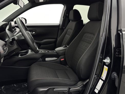 Used 2023 Honda HR-V Sport image 13