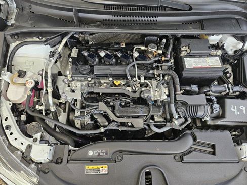 Used 2023 Toyota Corolla SE FWD image 7