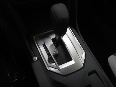 Used 2020 Subaru Crosstrek 2.0i image 20