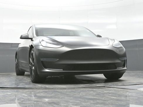 Used 2021 Tesla Model 3 Standard Range Plus image 21