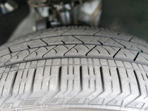 Certified 2024 Kia Sorento SX Prestige w/ Olive Brown Leather Package image 40