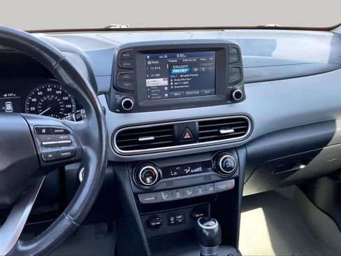 Used 2018 Hyundai Kona Limited AWD/4WD image 7