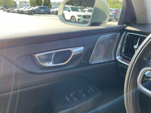 Used 2020 Volvo V60 T5 Cross Country AWD/4WD image 24