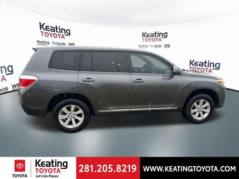Used 2013 Toyota Highlander Plus image 8