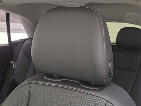 Used 2023 Audi Q8 Prestige image 34