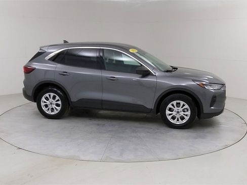 Certified 2023 Ford Escape Active image 11