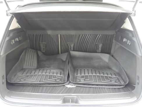 Used 2023 Buick Envision Avenir AWD/4WD image 6