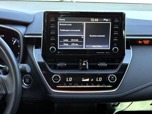 Used 2021 Toyota Corolla XSE FWD image 29