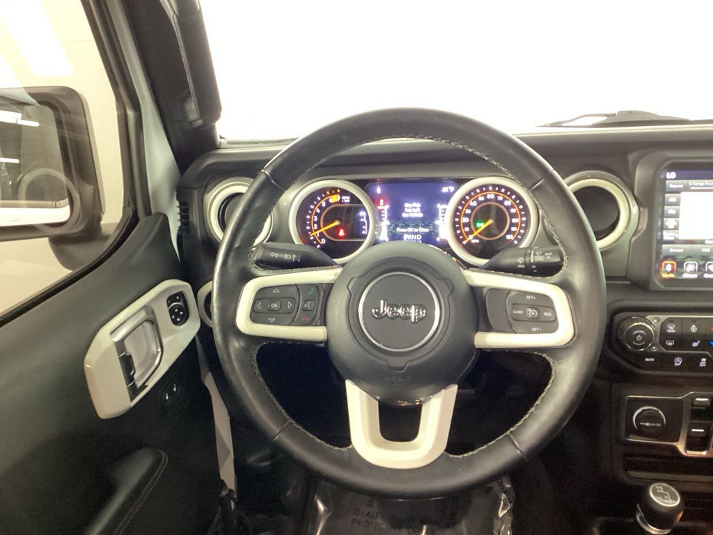 Used 2020 Jeep Wrangler Unlimited Sahara AWD/4WD image 18