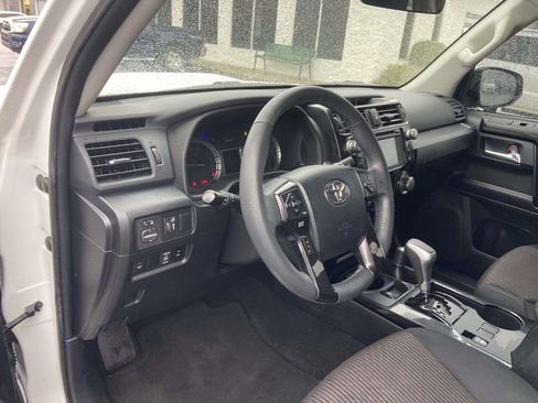 Used 2019 Toyota 4Runner TRD Off-Road image 12