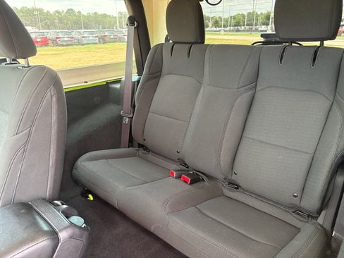 Used 2021 Jeep Wrangler Sport AWD/4WD image 26