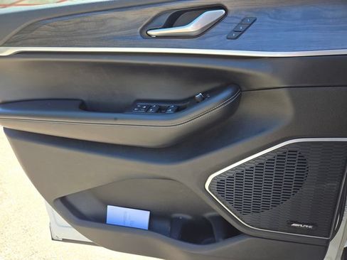 Used 2021 Jeep Grand Cherokee L Limited AWD/4WD image 16