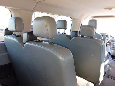 Used 2015 Ford Transit 150 XL image 11