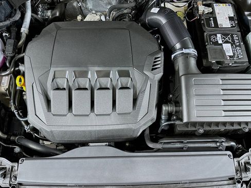 New 2025 Audi Q3 2.0T Premium Plus image 12