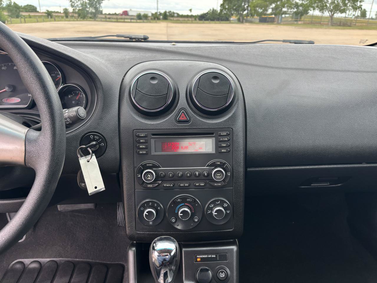 Used 2006 Pontiac G6 GT FWD image 10