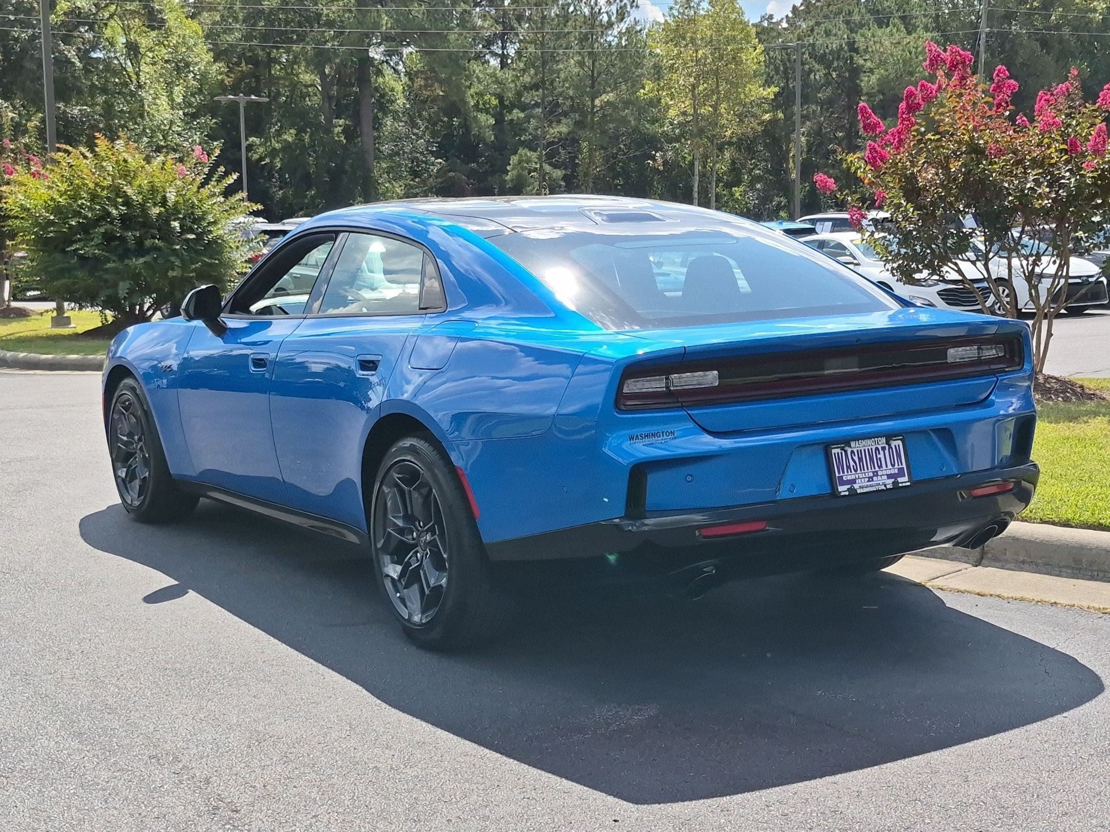 New 2027 Dodge Charger R/T AWD/4WD image 7