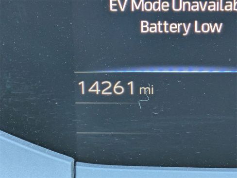 Used 2024 Toyota Prius Prime SE image 44