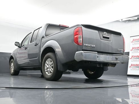 Used 2019 Nissan Frontier SV image 21