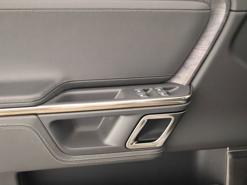 Used 2022 Rivian R1T Adventure image 22