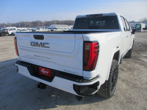 New 2026 GMC Sierra 2500 Denali Ultimate image 5