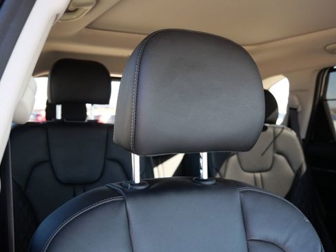 Used 2023 Kia Sorento SX Prestige image 22