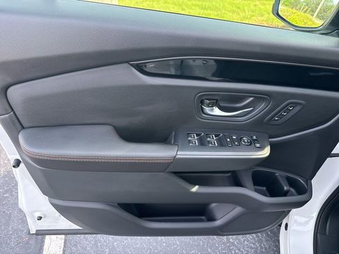 New 2026 Honda Pilot TrailSport image 22