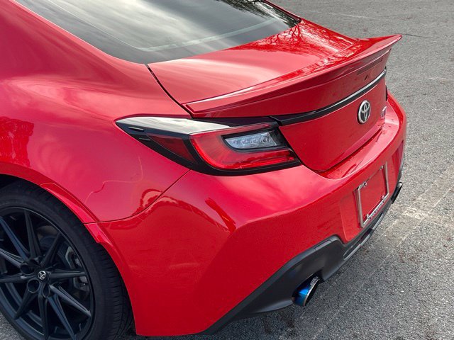 Used 2023 Toyota GR86 Premium RWD image 8