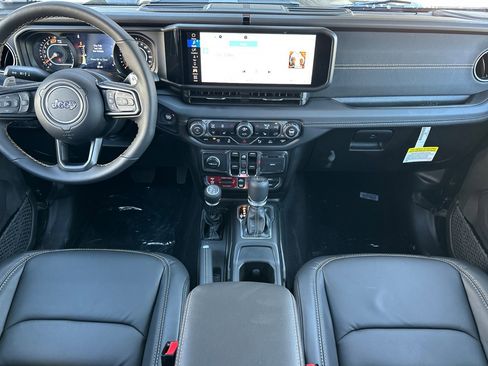 New 2025 Jeep Wrangler Unlimited Rubicon 392 image 12