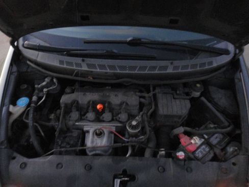 Used 2010 Honda Civic LX image 18
