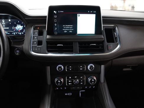 Used 2023 GMC Yukon SLT image 23