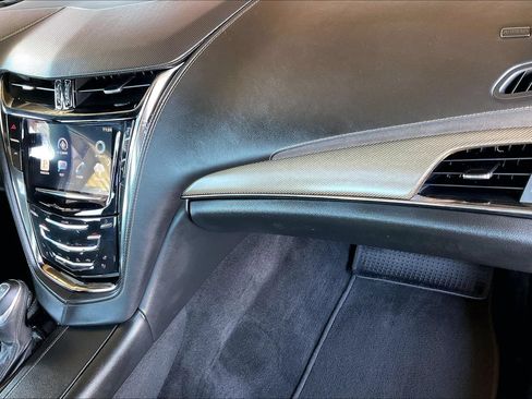 Used 2016 Cadillac CTS V w/ Luxury Package RWD image 22