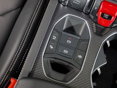 Used 2023 Lamborghini Urus Performante image 59