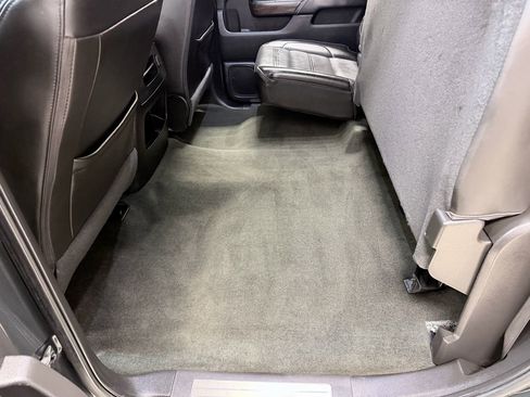 Used 2018 GMC Sierra 3500 Denali w/ Duramax Plus Package image 38