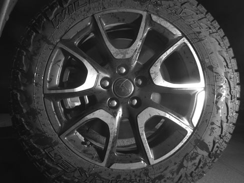 Used 2025 Jeep Compass Trailhawk image 12