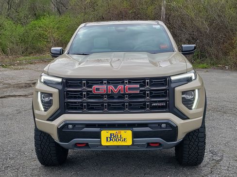 Used 2024 GMC Canyon AT4X AWD/4WD image 2