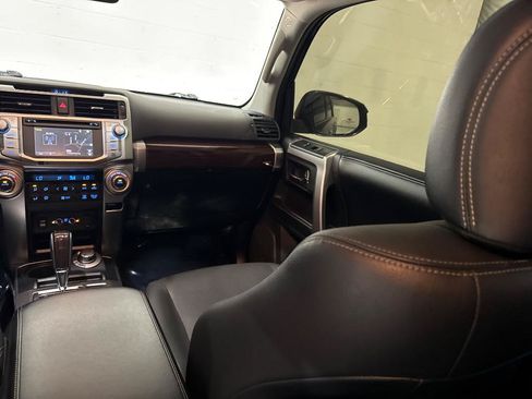 Used 2016 Toyota 4Runner Limited AWD/4WD image 60