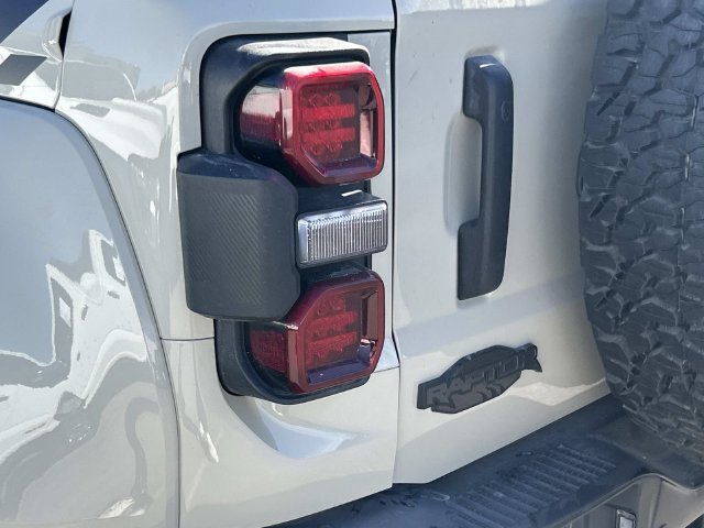 Used 2025 Ford Bronco Raptor AWD/4WD image 7