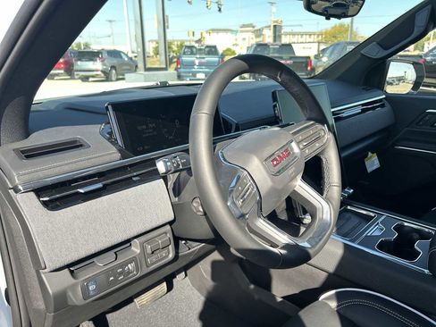 New 2026 GMC Sierra EV Elevation w/ Premium Package AWD/4WD image 11