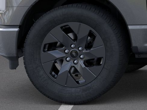 New 2025 Ford F150 Lightning Flash AWD/4WD image 19