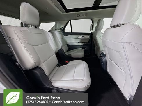 New 2025 Ford Explorer Active w/ Active Comfort Package image 31
