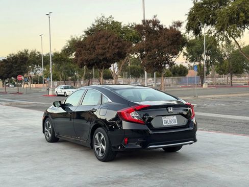 Used 2019 Honda Civic LX image 4