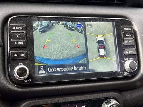 Used 2021 Nissan Kicks SR FWD image 18