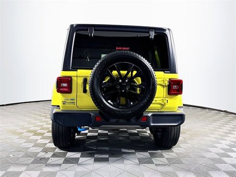 Used 2023 Jeep Wrangler Unlimited Sahara w/ Cold Weather Group image 7
