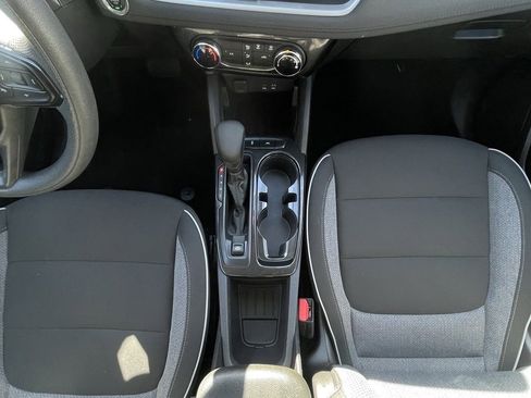 Used 2025 Chevrolet TrailBlazer LT image 19