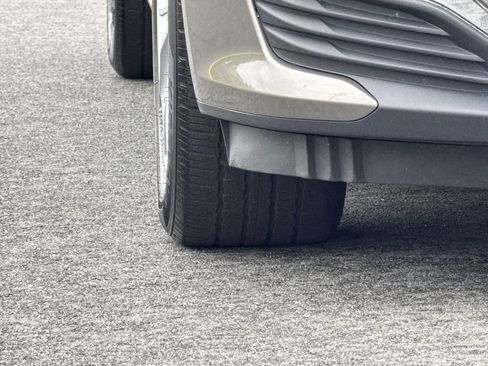 Used 2020 Chevrolet Malibu LT image 16