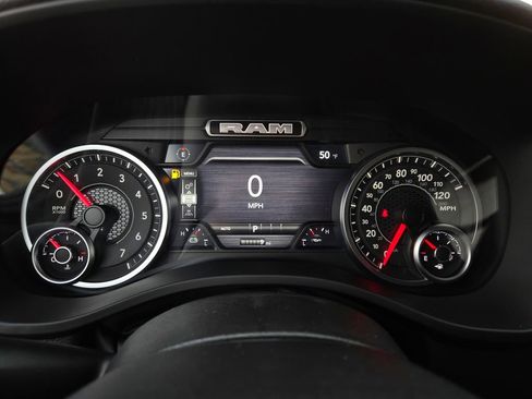 New 2026 RAM 1500 4x4 Crew Cab image 17