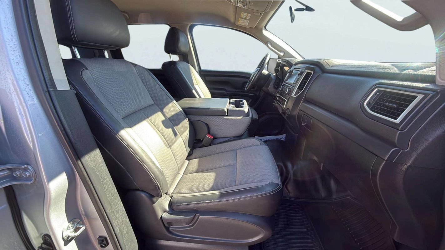 Used 2019 Nissan Titan S w/ S Utility Package AWD/4WD image 14