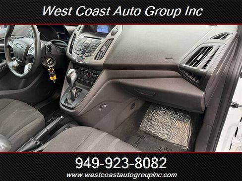 Used 2016 Ford Transit Connect XLT image 10