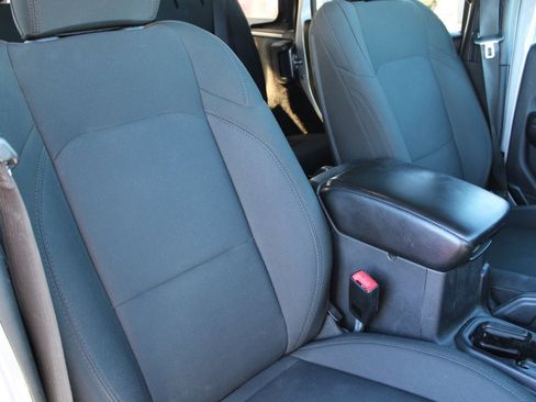 Used 2018 Jeep Wrangler Unlimited Sport S image 23