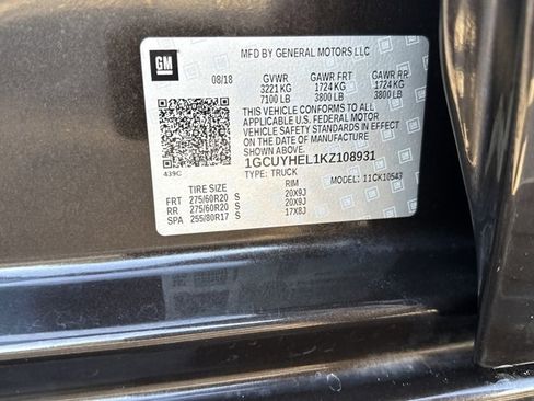 Used 2019 Chevrolet Silverado 1500 High Country w/ Technology Package image 9